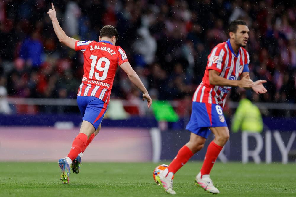 攻防两端都 攻防两端都